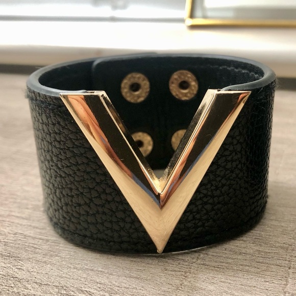 Black and Gold Women's Cuff Bracelet Set - Picture 2 of 5